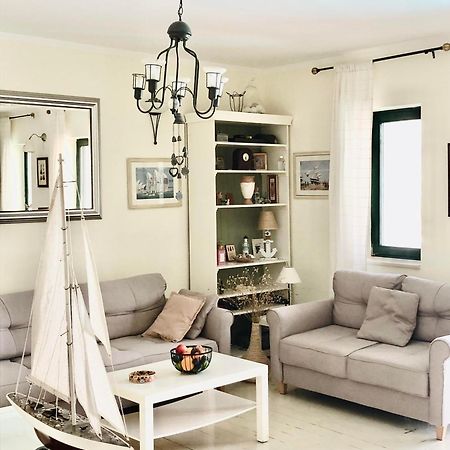 Apartment Tri Kiparisa Tivat Exterior photo